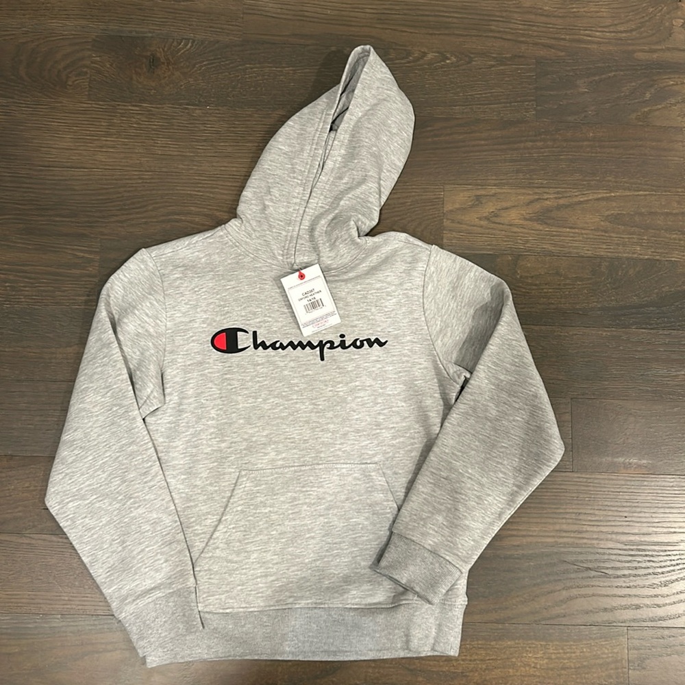 Champion Kids 14/16 Sweatshirt. New with Tags